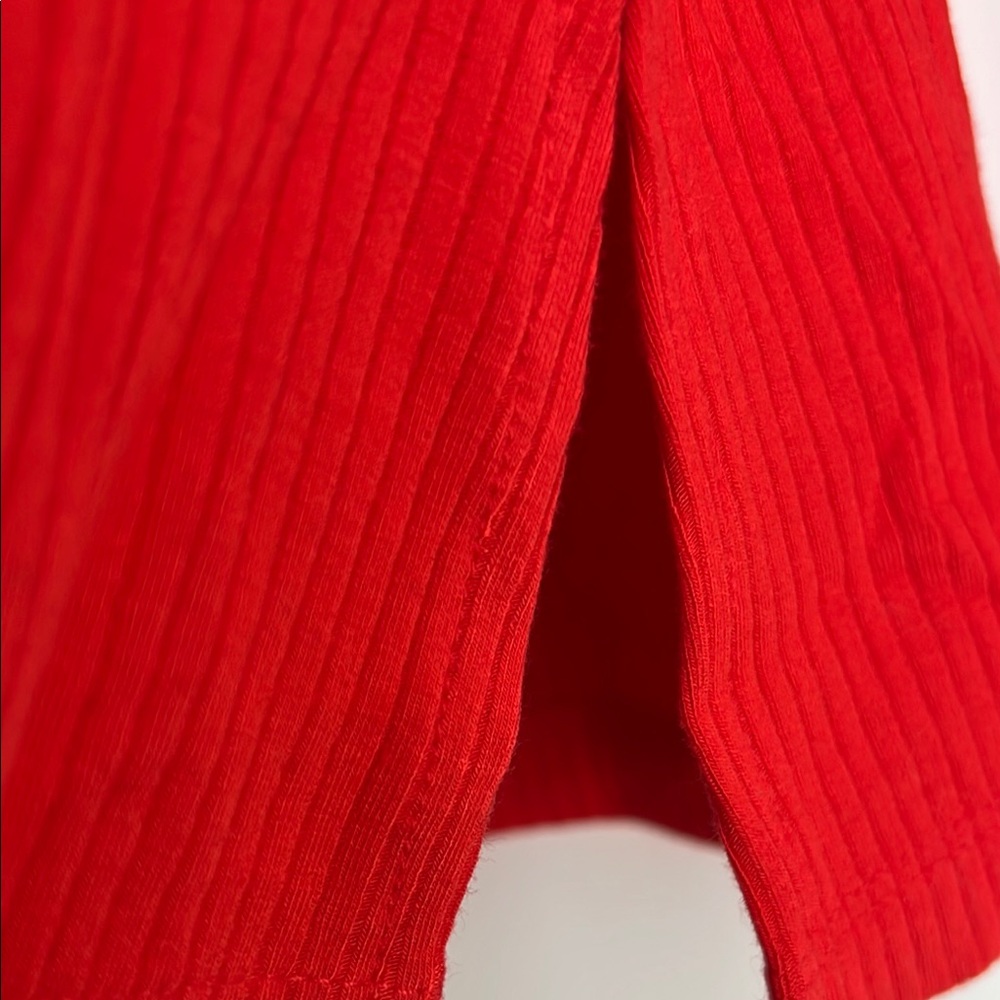 Vibrant Red Ribbed Top - Picture 4 of 5